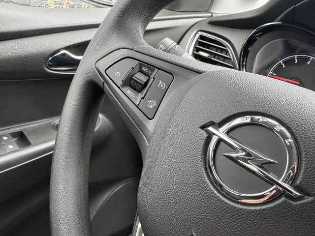 Opel KARL 1.0 Rocks Online Edition 2019 Benzine 27