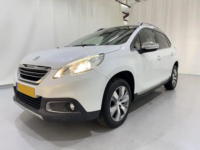 Peugeot 2008 1.2 PureTech 82 Allure Clima 2014 Benzine 18