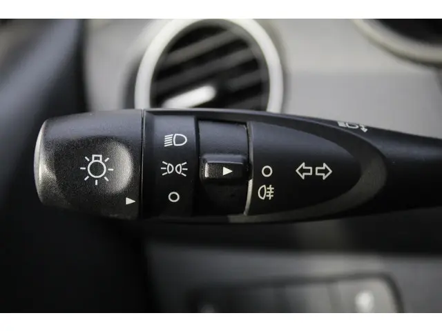 Hyundai i10 1.0i Comfort//Airco//Cruise!! 2018 Benzine 11