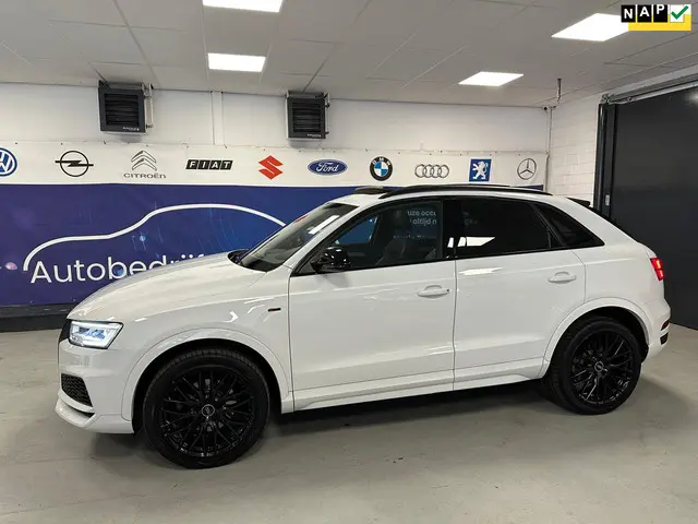 Audi Q3 1.4 TFSI CoD Sport S Line Edition 2017 Benzine