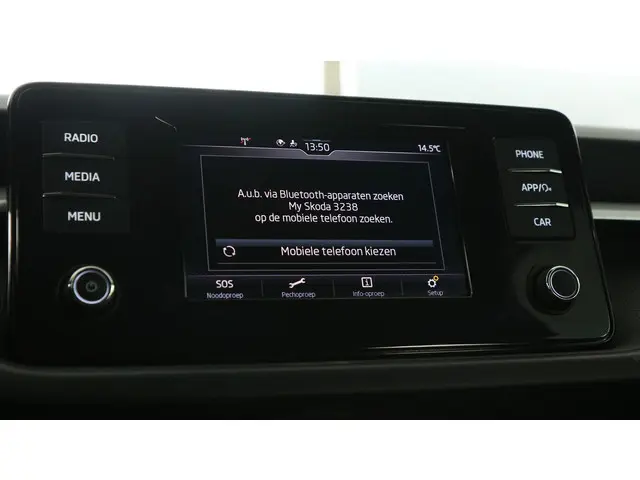 Škoda Fabia 1.0 MPI 80pk Ambition 2023 Benzine 28