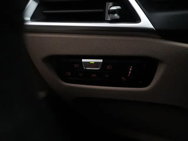 BMW 3 Serie Touring 330e 2025 Hybride Benzine 22