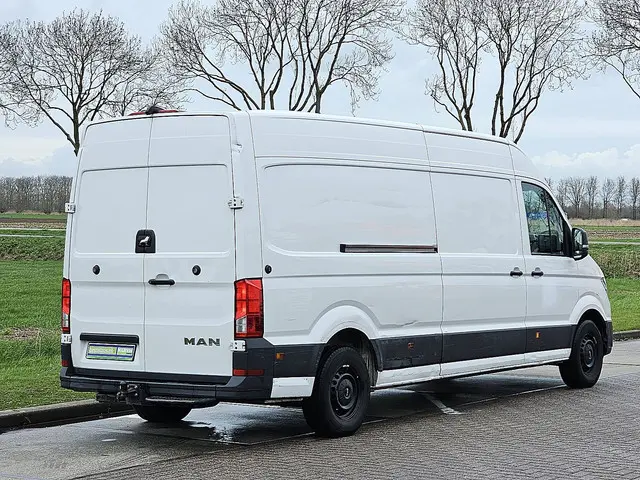 MAN TGE 3.180 2023 Diesel 3