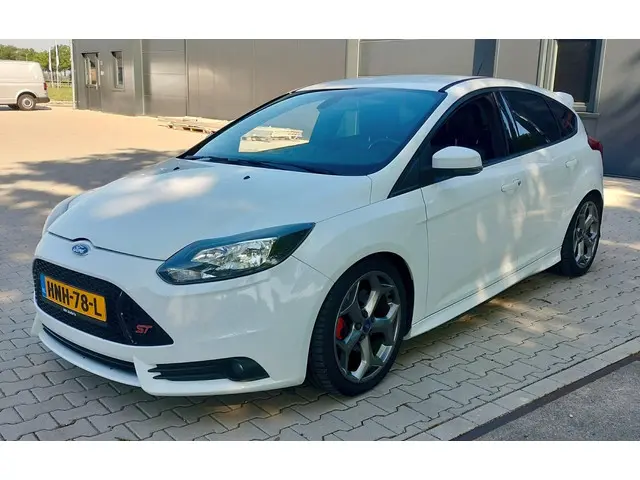 Ford Focus 2.0 EcoBoost ST-2 250PK Eibach 2013 Benzine 3