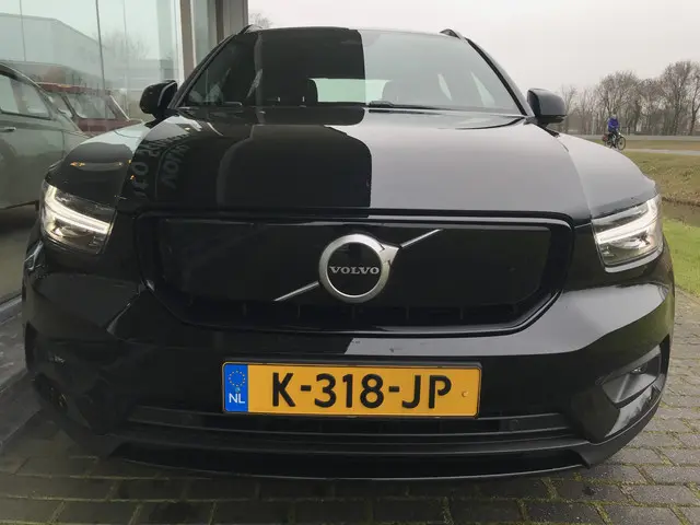 Volvo XC40 Recharge P8 AWD R-Design 2020 Elektrisch 4