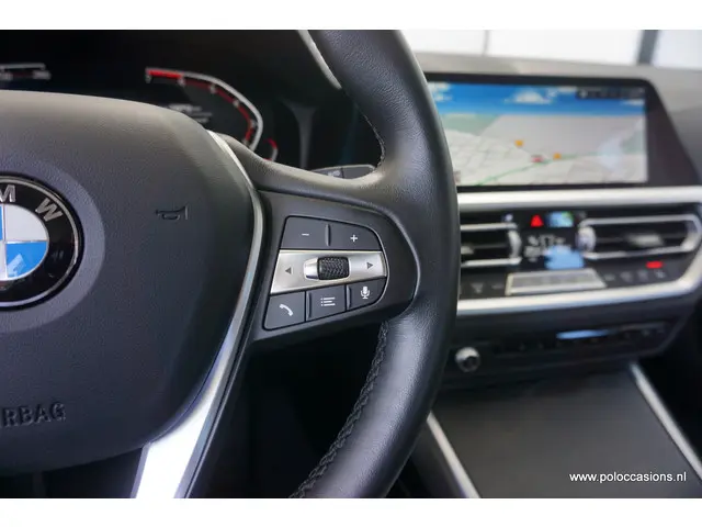 BMW 3 Serie Touring 320i High Exec 2020 Benzine 23