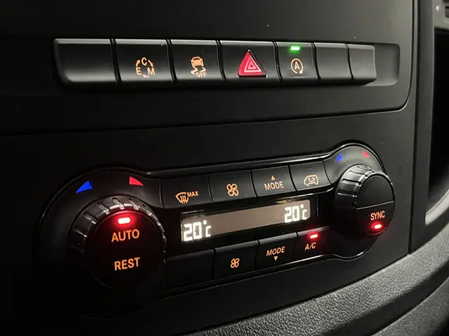 Mercedes-Benz Vito 114 CDI Lang 2018 Diesel 22