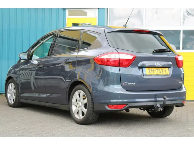 Ford C-MAX 1.0 Titanium 2013 Benzine 6