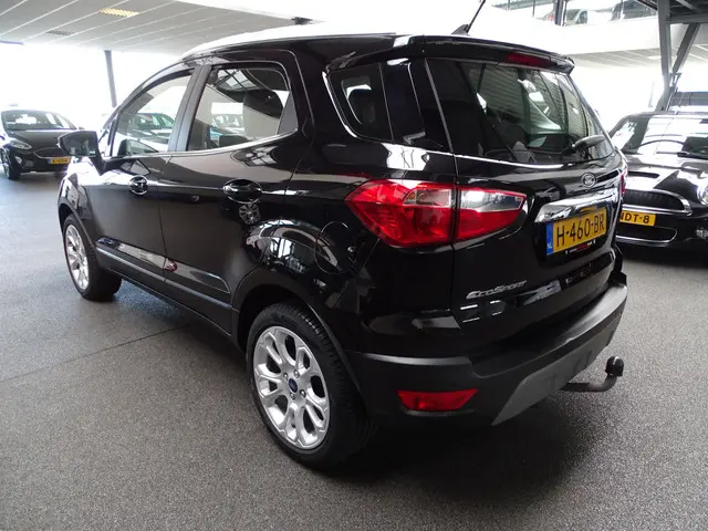 Ford EcoSport 2