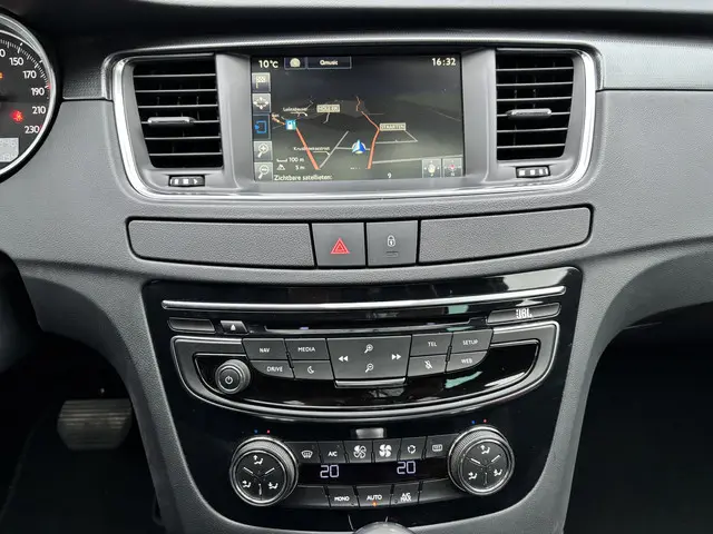 Peugeot 508 SW 1.6 e-THP GT-line 2015 Benzine 19