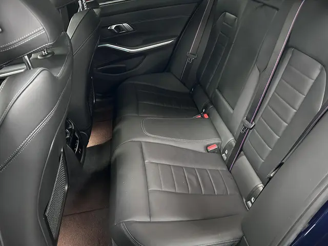 BMW 3 Serie Touring 330e xDrive 2022 Hybride Benzine 8