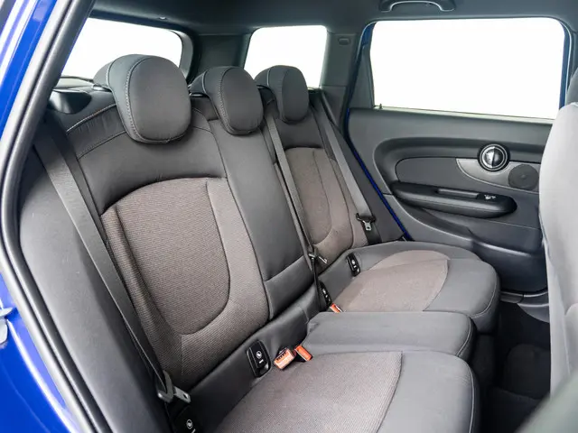 MINI Clubman Cooper 2018 Benzine 11