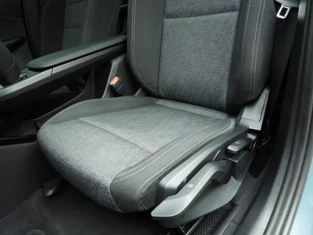 BMW X1 sDrive18i 2023 Benzine 26