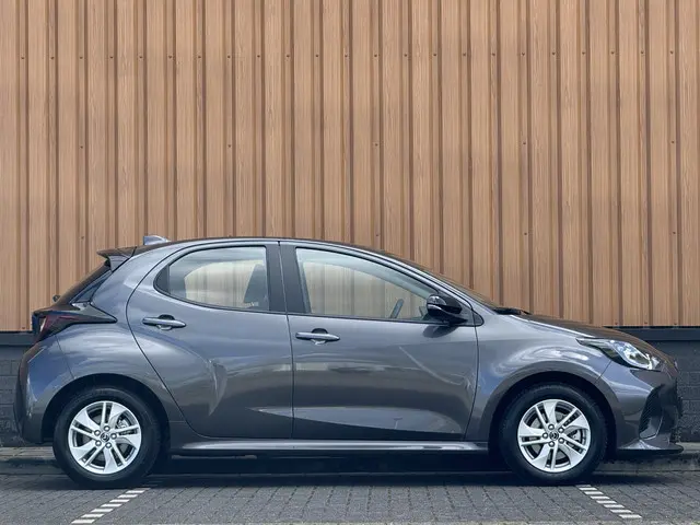 Mazda 2 Hybrid 1.5 Centre-line 2024 Hybride Benzine 4
