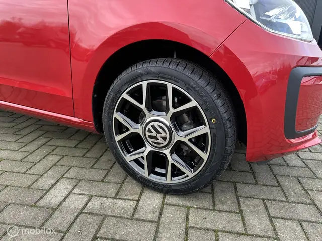 Volkswagen up! 1.0 2022 Benzine 6