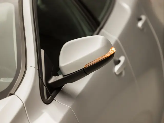 Volvo V40 2.0 T2 Inscription 2017 Benzine 30