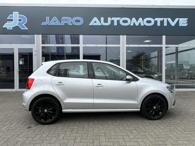 Volkswagen Polo 1.2 TSI Highline 2017 Benzine 23
