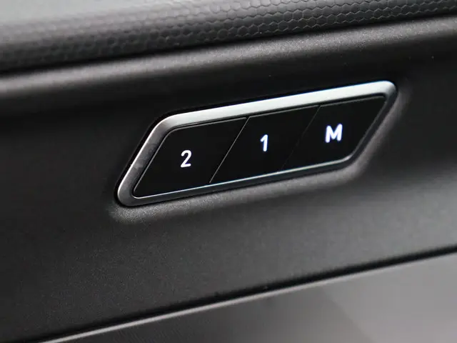 Lynk & Co 01 1.5 2023 Hybride Benzine 17