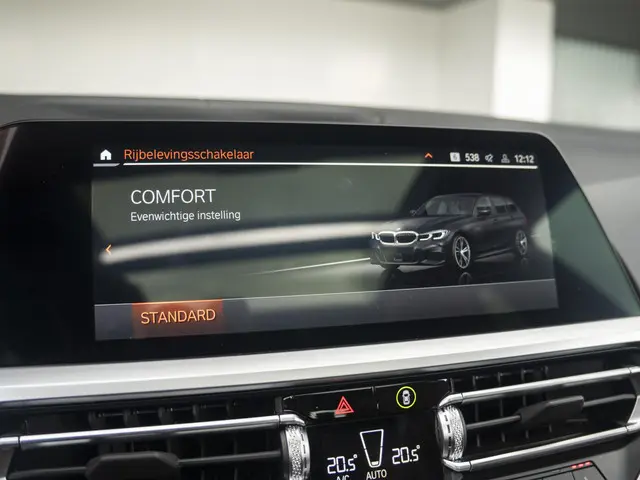 BMW 3 Serie Touring M340i xDrive 2022 Benzine 35