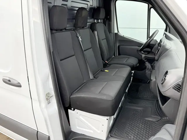 Mercedes-Benz Sprinter 317 1.9 CDI 2021 Diesel 8