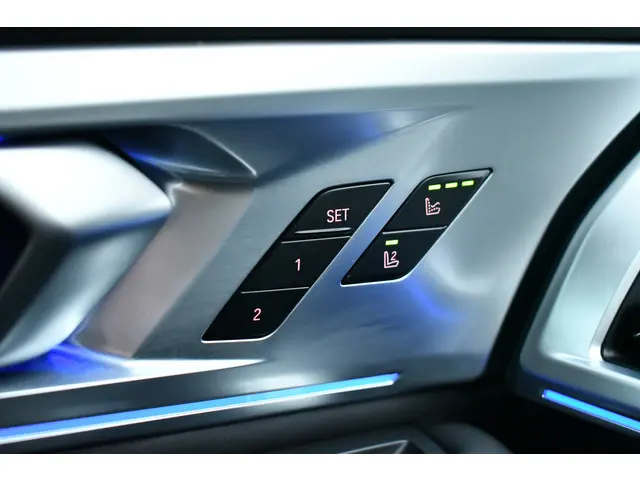 BMW XM V8 650pk 30kWh 2023 Hybride Benzine 41