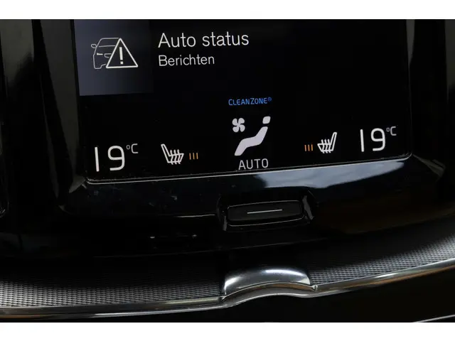 Volvo XC60 2.0 T5 Inscription Panorama|Leder| 2018 Benzine 21