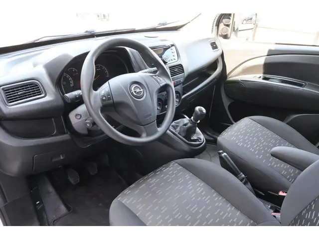 Opel Combo 3