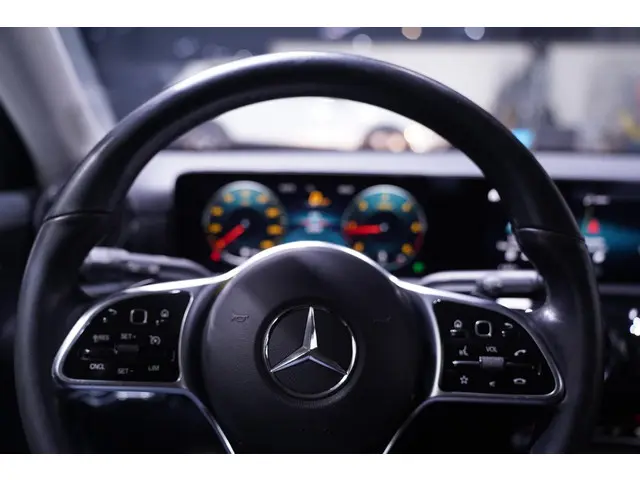 Mercedes-Benz A-Klasse 180d Design 2021 Diesel 15