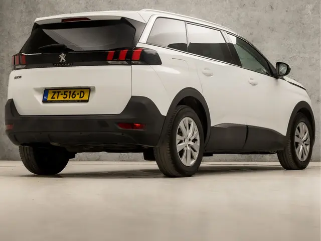 Peugeot 5008 1.2 PureTech Sport 7 Persoons 2019 Benzine 5