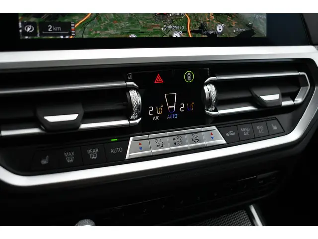 BMW 3 Serie Touring 330e M-Sport 2020 Hybride Benzine 75