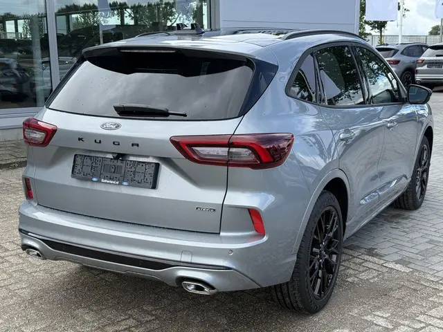 Ford Kuga 2.5 PHEV ST-Line X 2025 Hybride Benzine 11