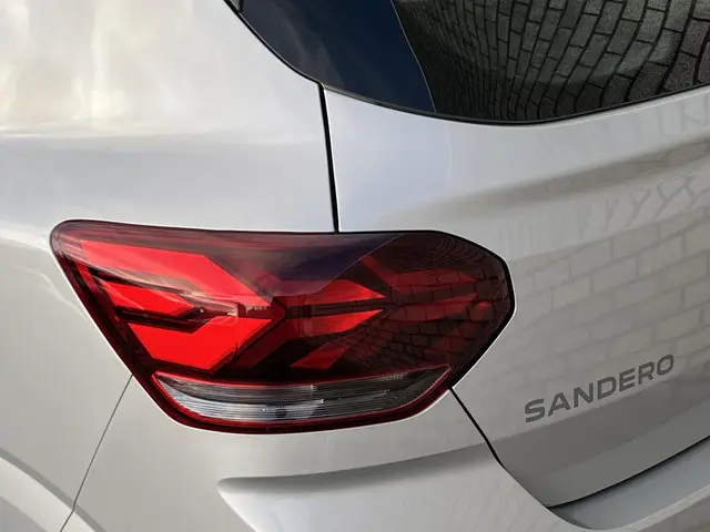 Dacia Sandero 1.0 TCe 90 Expression 2023 Benzine 19