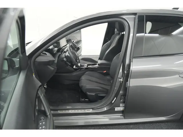 Peugeot 208 PureTech 100 GT 2023 Benzine 27