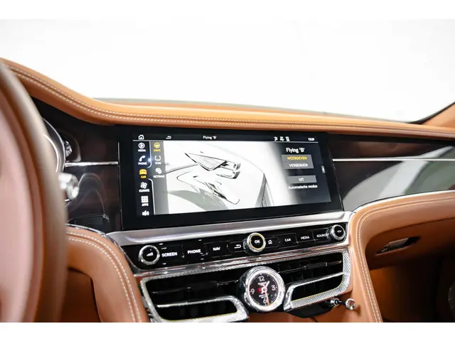 Bentley Flying Spur 4.0 V8 2021 Benzine 39