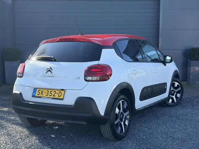 Citroën C3 1.2 PureTech S&S Shine 2018 Benzine 5