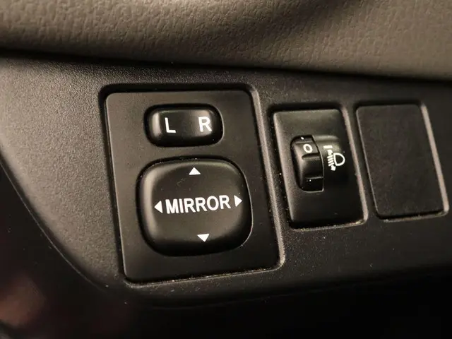 Toyota Yaris 1.5 VVT-i Aspiration 2017 Benzine 18