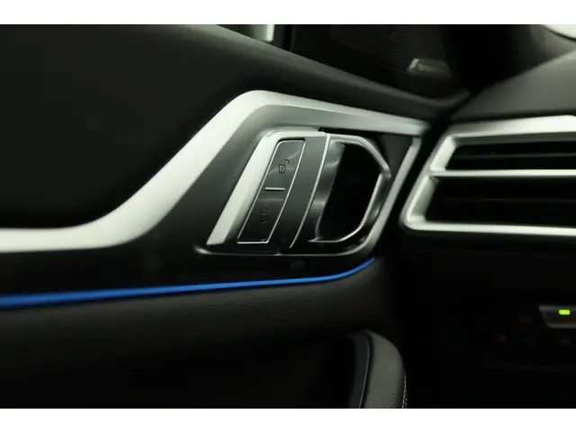 BMW i4 eDrive35 2025 Elektrisch 25