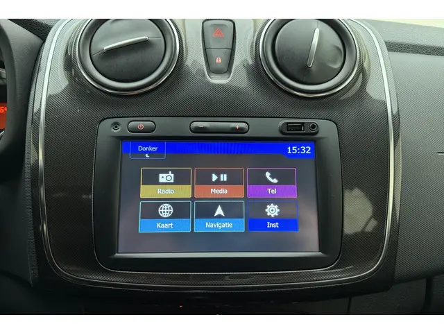 Dacia Sandero 0.9 TCe Laureate 2017 Benzine 18