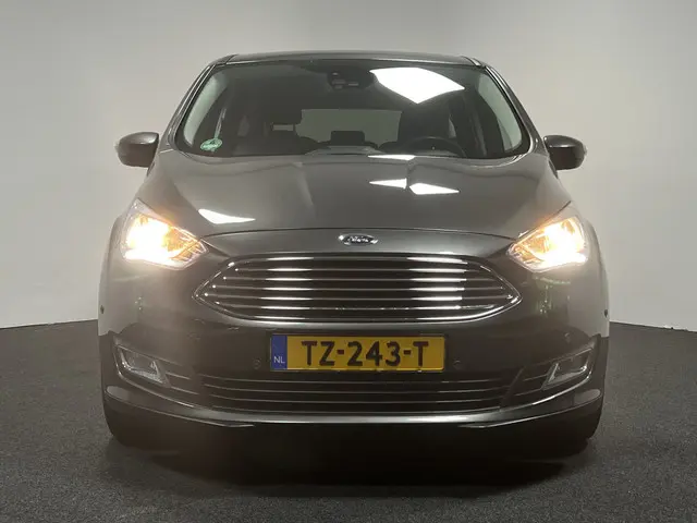 Ford C-MAX 1.5 Titanium 2018 Benzine 43