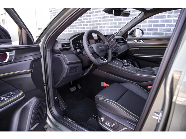 Lynk & Co 01 1.5 More 2025 Hybride Benzine 18
