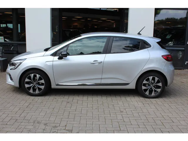 Renault Clio 1.0 TCe 90 Evolution 2023 Benzine 6