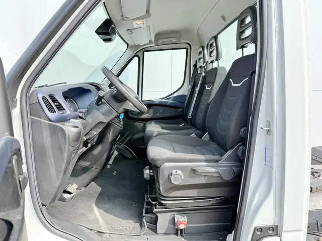 Iveco Daily 40C16 2020 Diesel 6