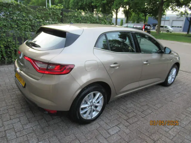 Renault Mégane 1.2 TCe Limited 2016 Benzine 6