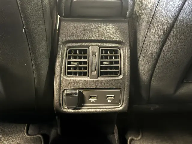 Renault Captur 1.0 TCe 100 Intens 2020 Benzine 34