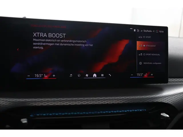 BMW 3 Serie Touring 330e 2025 Hybride Benzine 65