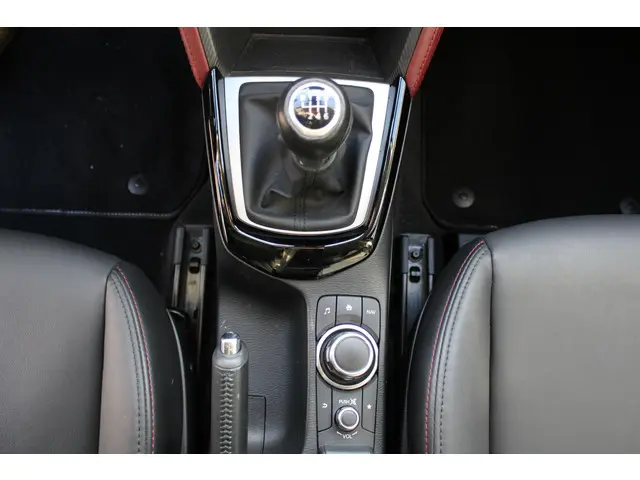 Mazda CX-3 2.0 SkyActiv-G 120 GT-M 2018 Benzine 15