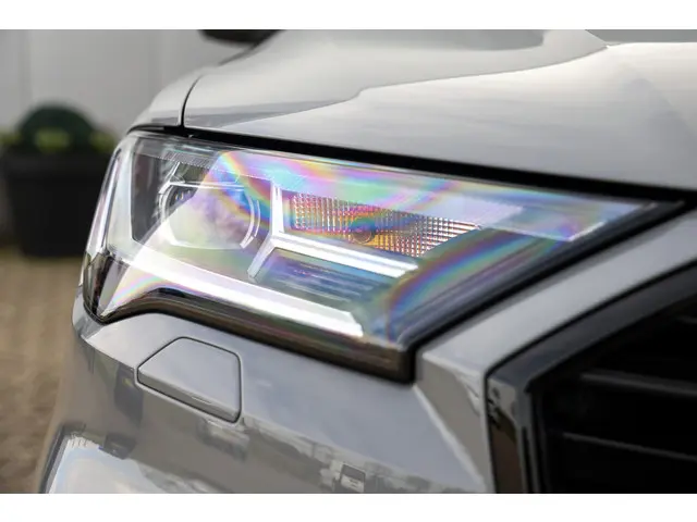 Audi Q7 55 TFSI e quattro S-Line 2022 Hybride Benzine 13