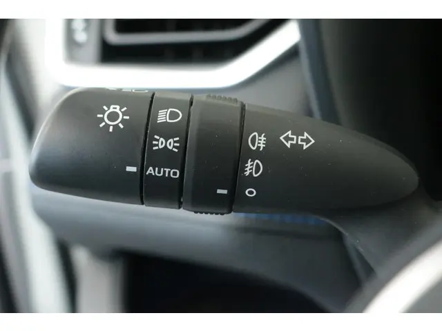 Toyota RAV4 2.5 Hybrid AWD Style, 2022 Hybride Benzine 28