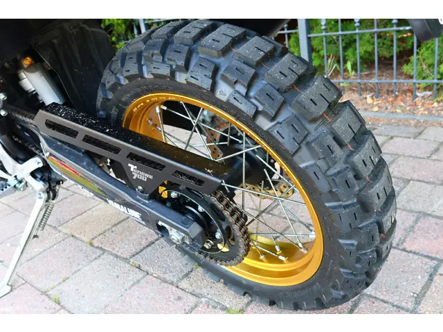 Yamaha TENERE 700 XTZ RALLY CHESTERFIELD 2023 Benzine 22
