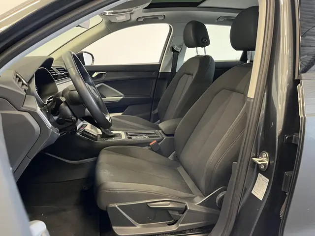 Audi Q3 35 TFSI S Line S-Tronic Aut. 2021 Benzine 33